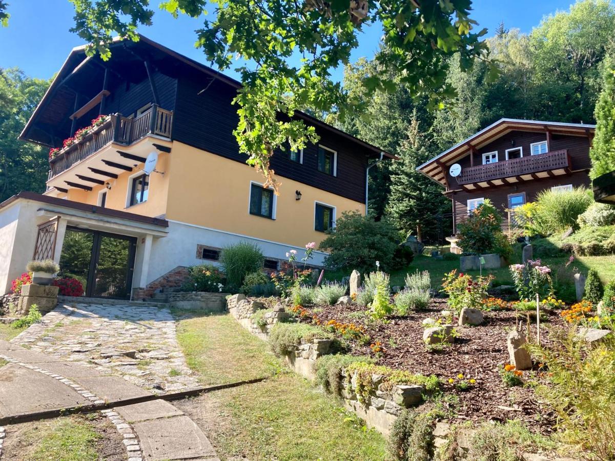 Apartmany Na Vysluni Ceske Svycarsko Йиржетин-под-Едловоу Экстерьер фото