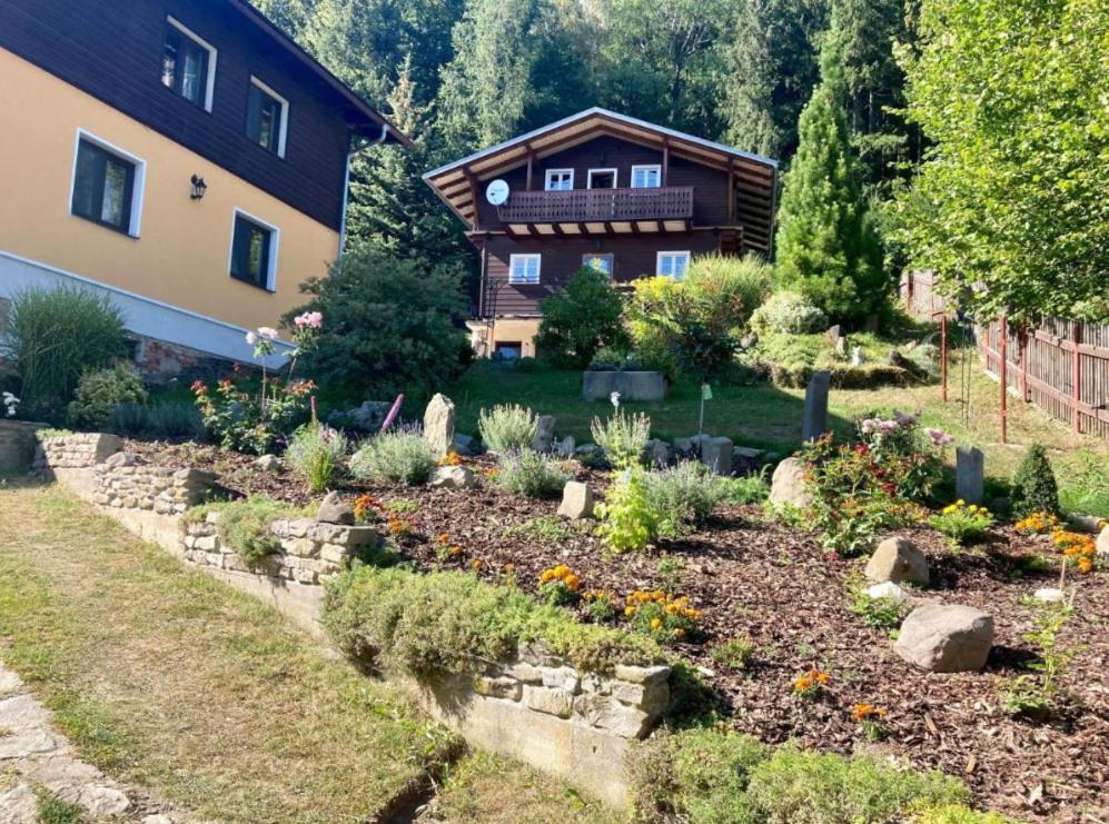 Apartmany Na Vysluni Ceske Svycarsko Йиржетин-под-Едловоу Экстерьер фото
