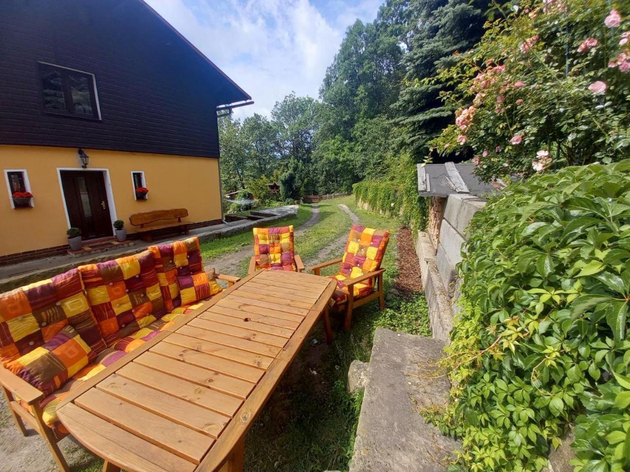 Apartmany Na Vysluni Ceske Svycarsko Йиржетин-под-Едловоу Экстерьер фото