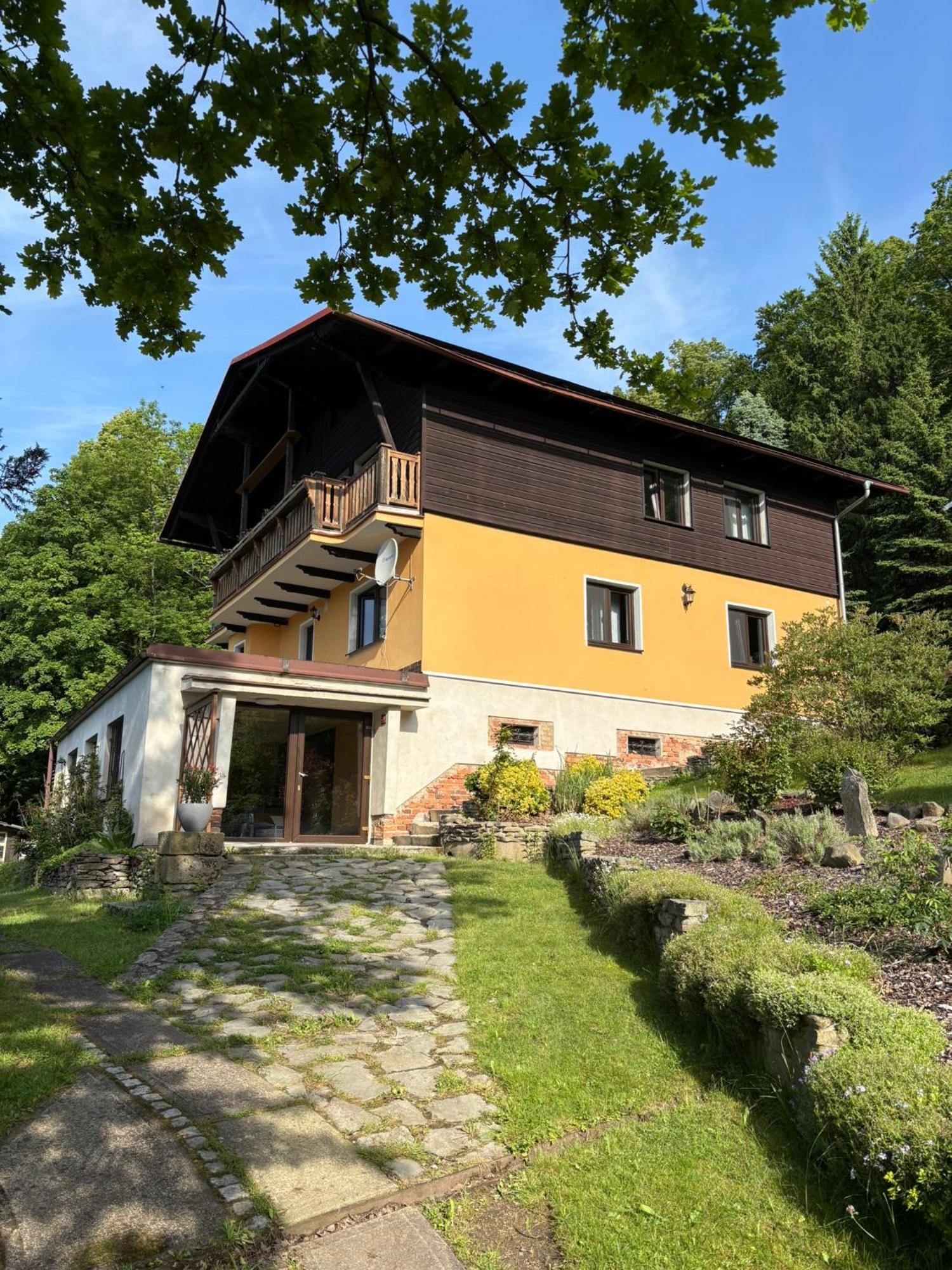 Apartmany Na Vysluni Ceske Svycarsko Йиржетин-под-Едловоу Экстерьер фото